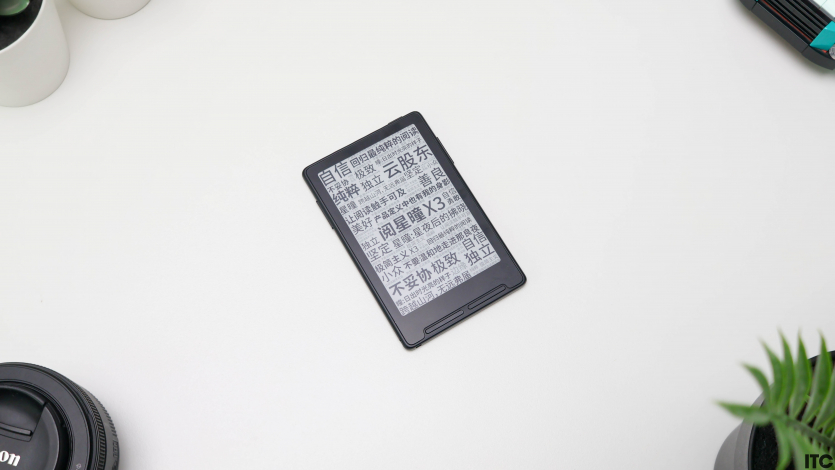 Обзор Xteink X3: самая маленькая электронная книга в мире